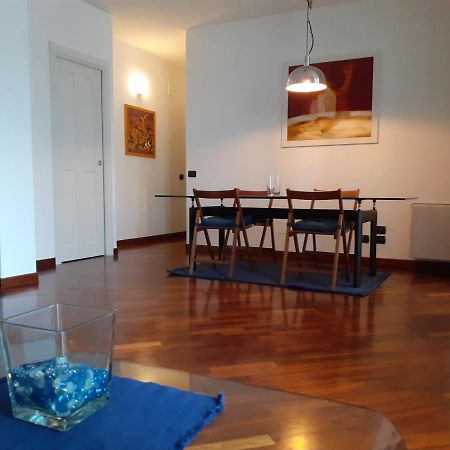 Olimpia Apartment City Center Salerno Exterior photo