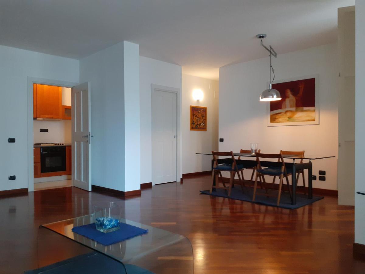 Olimpia Apartment City Center Salerno Exterior photo