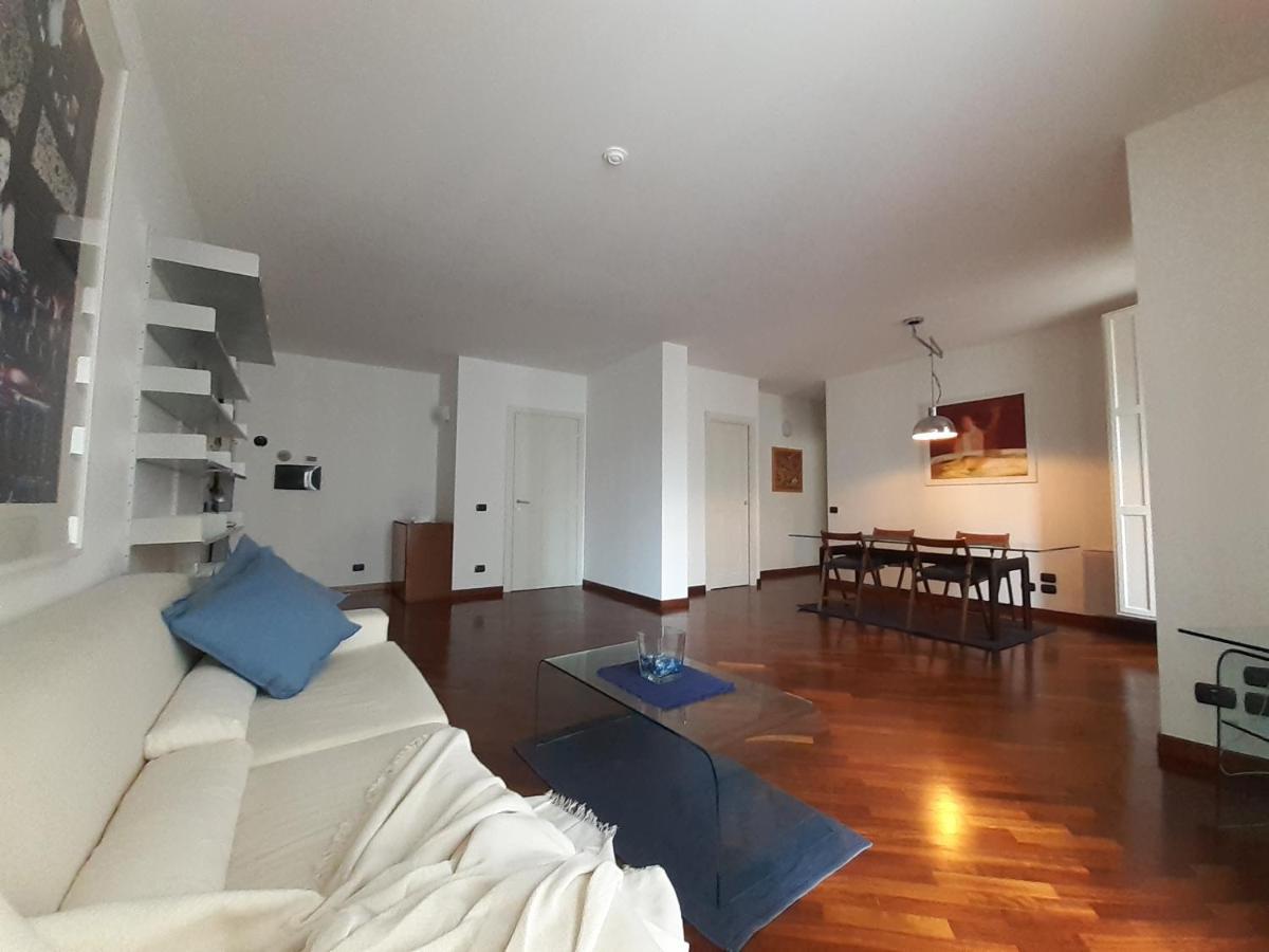 Olimpia Apartment City Center Salerno Exterior photo
