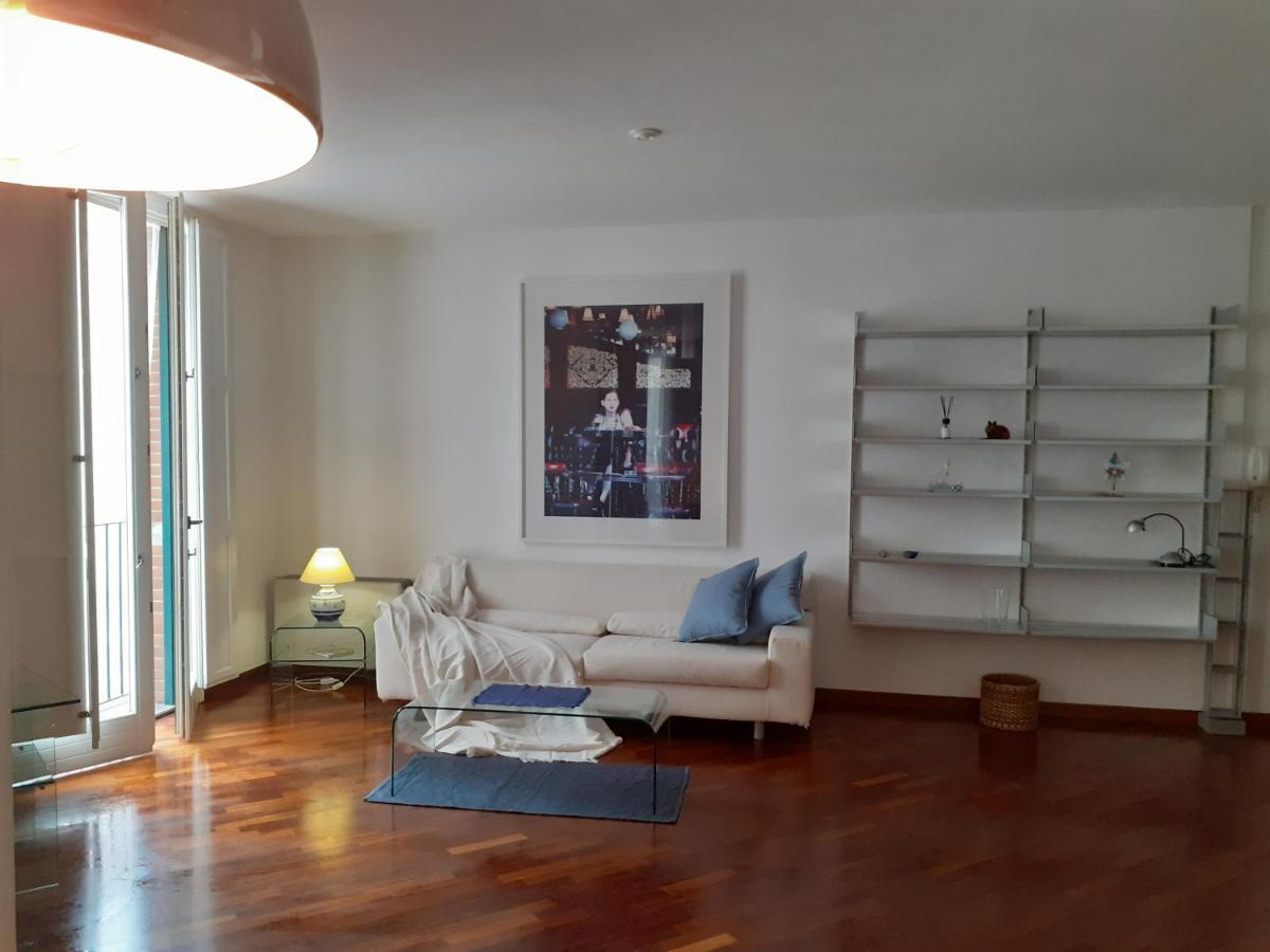 Olimpia Apartment City Center Salerno Exterior photo